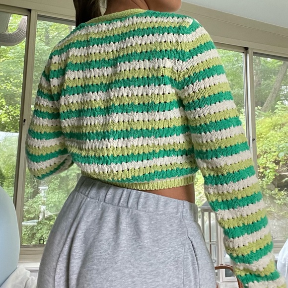 Zara knit cropped sweater, size Small - Picture 2 of 3